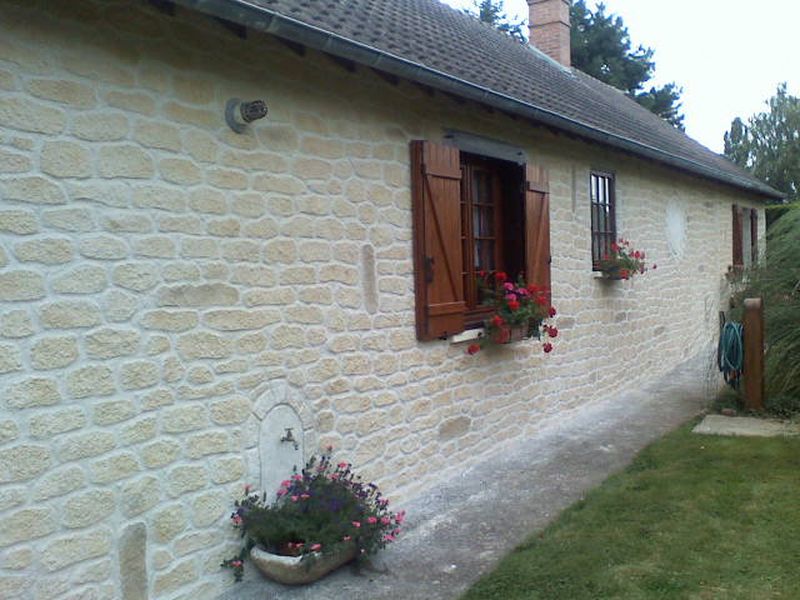Joint à la chaux, façade en pierre à Nogent-le-Rotrou